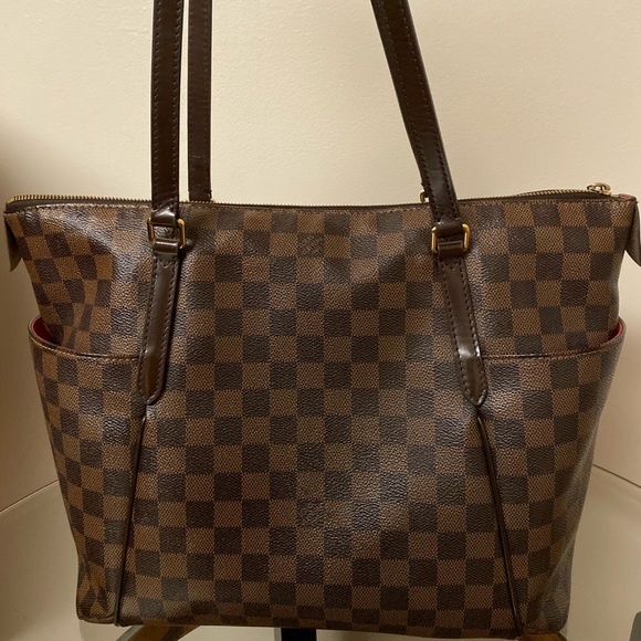 *SOLD* ❤️ Authentic Louis Vuitton Totally MM - Picture 4 of 6